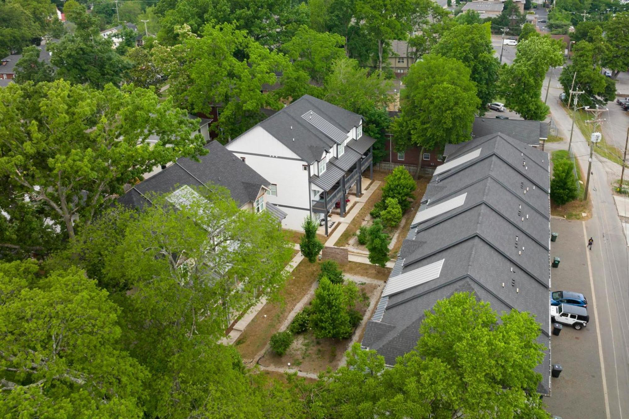 Waverly By Avantstay Nashville-Inspired Townhome W Luxury Kitchen Pool Table Εξωτερικό φωτογραφία