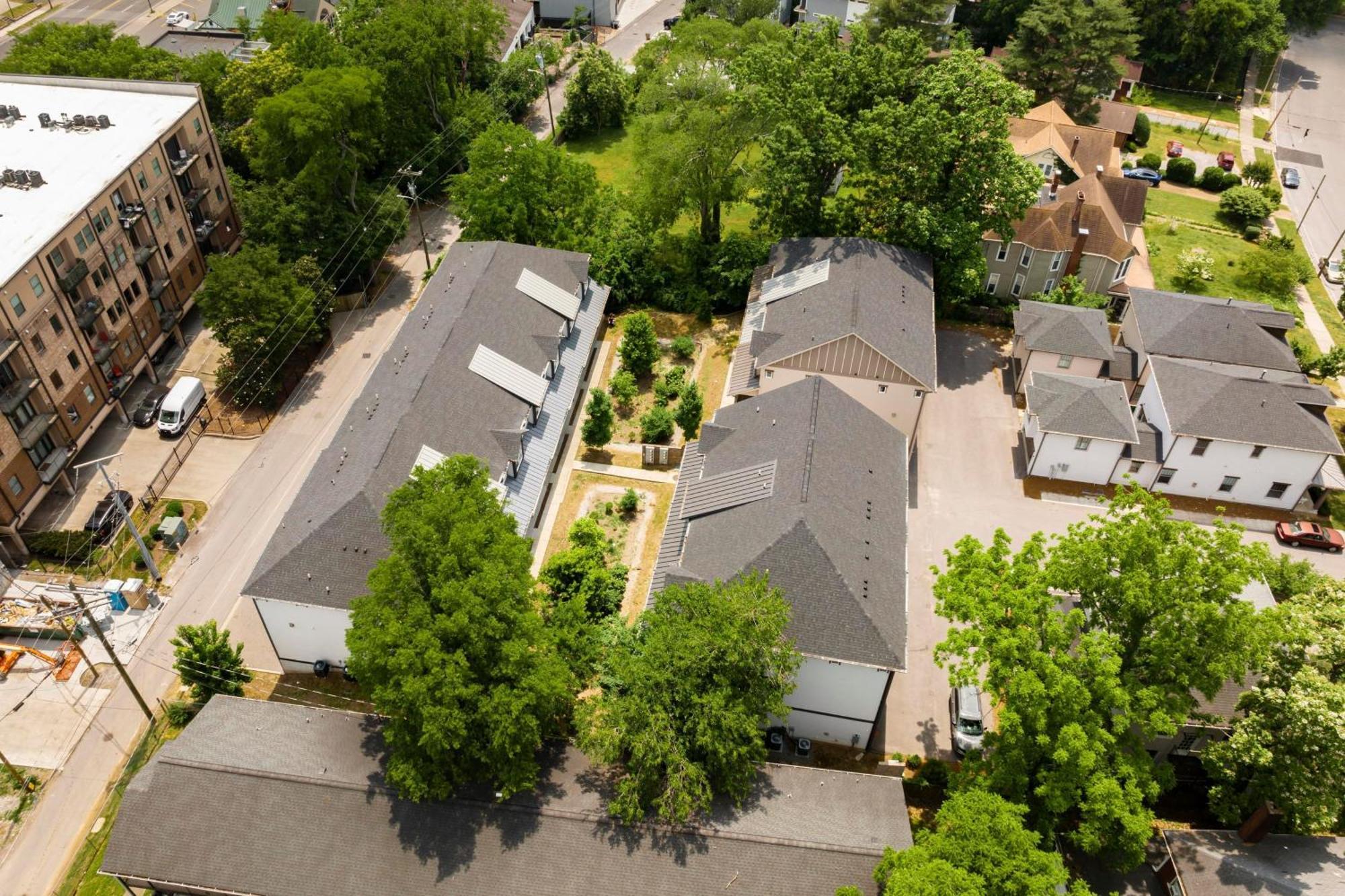 Waverly By Avantstay Nashville-Inspired Townhome W Luxury Kitchen Pool Table Εξωτερικό φωτογραφία