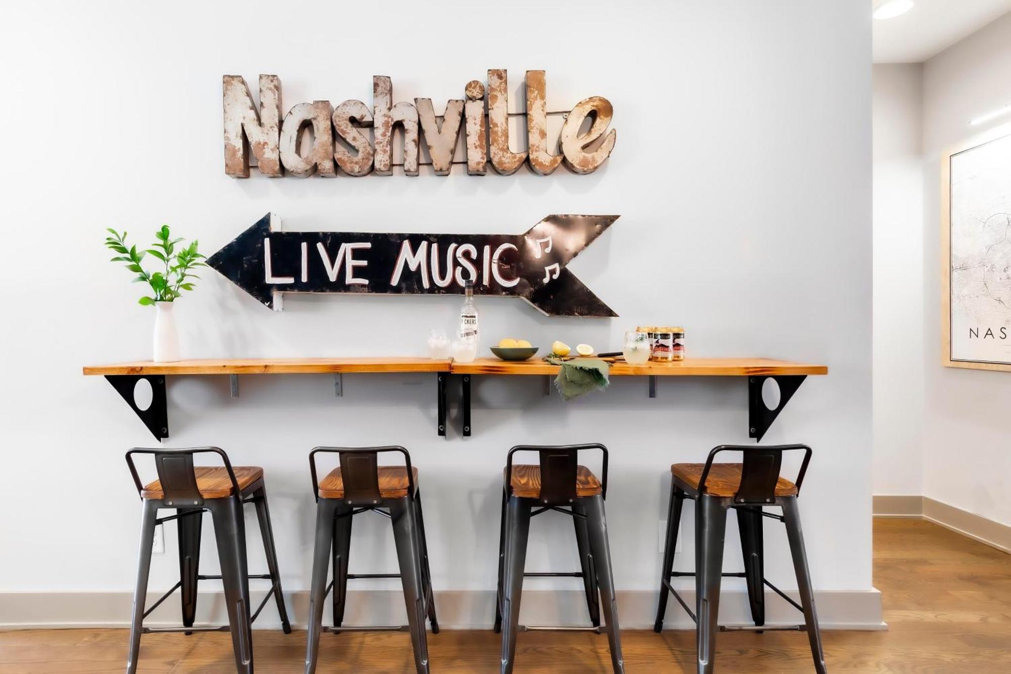 Waverly By Avantstay Nashville-Inspired Townhome W Luxury Kitchen Pool Table Εξωτερικό φωτογραφία
